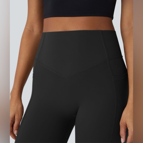 Halara UltraSculpt™ SoCinched High Waisted Scrunch Butt Lifting 7/8” Leggings - Picture 6 of 9